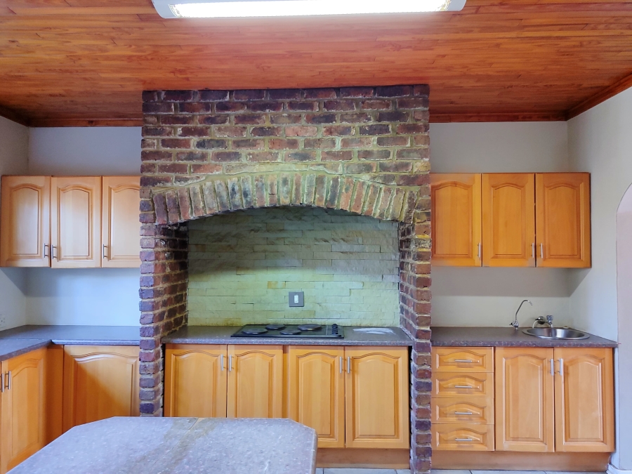 4 Bedroom Property for Sale in Flamwood North West